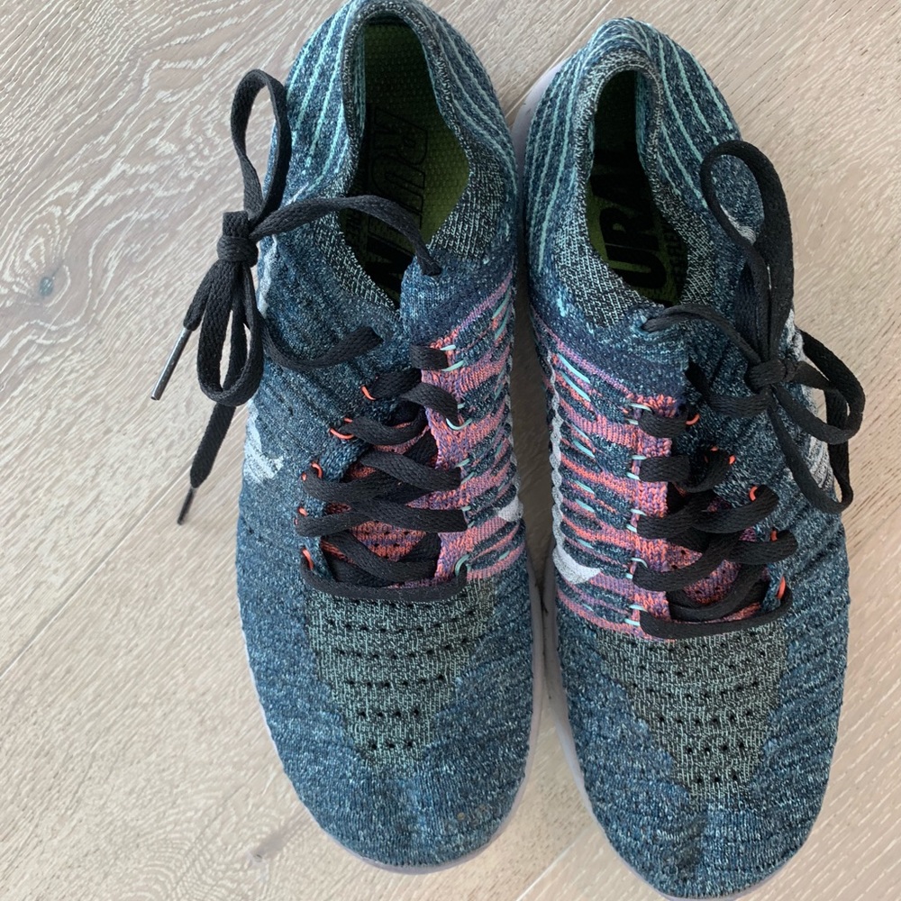 Nike shoes